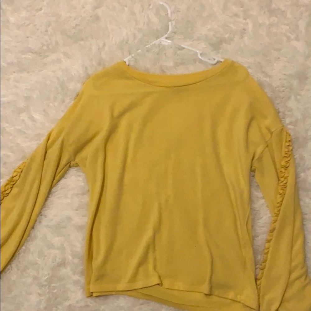 Yellow ruffle sleeve top